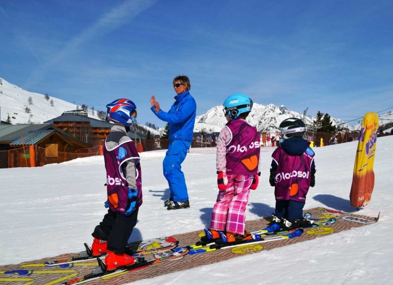 Sport d’hiver : à partir de quel âge mettre votre enfant au ski ?